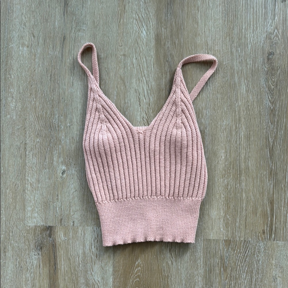 BE COOL Pink Ribbed Crop Top